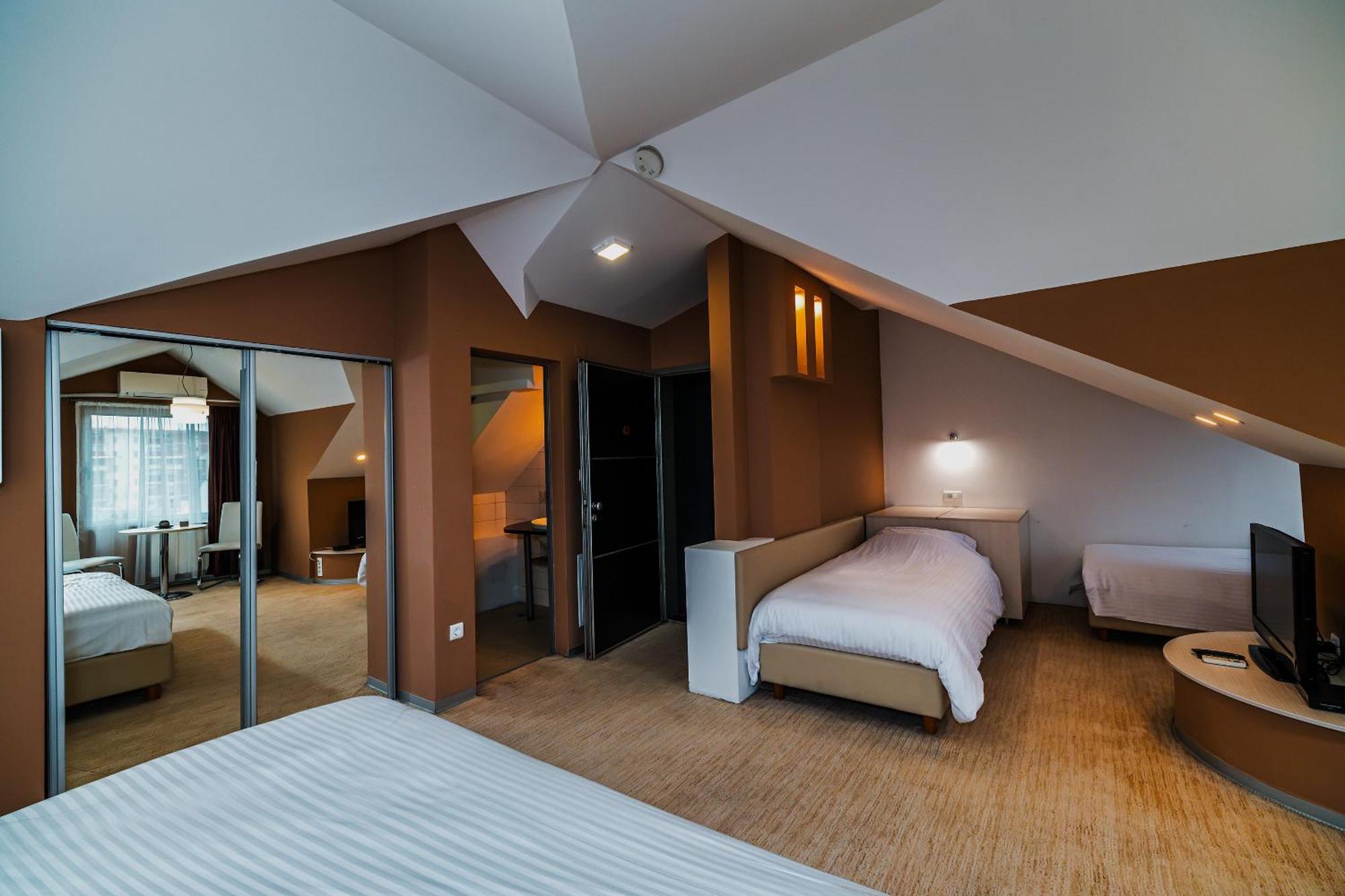Sienna Apartments Skopje Luaran gambar