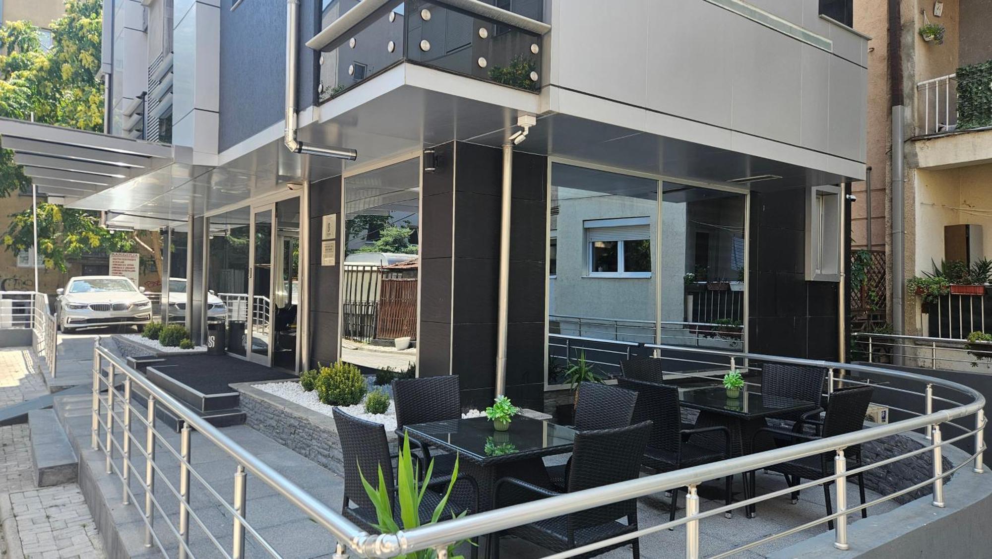Sienna Apartments Skopje Luaran gambar
