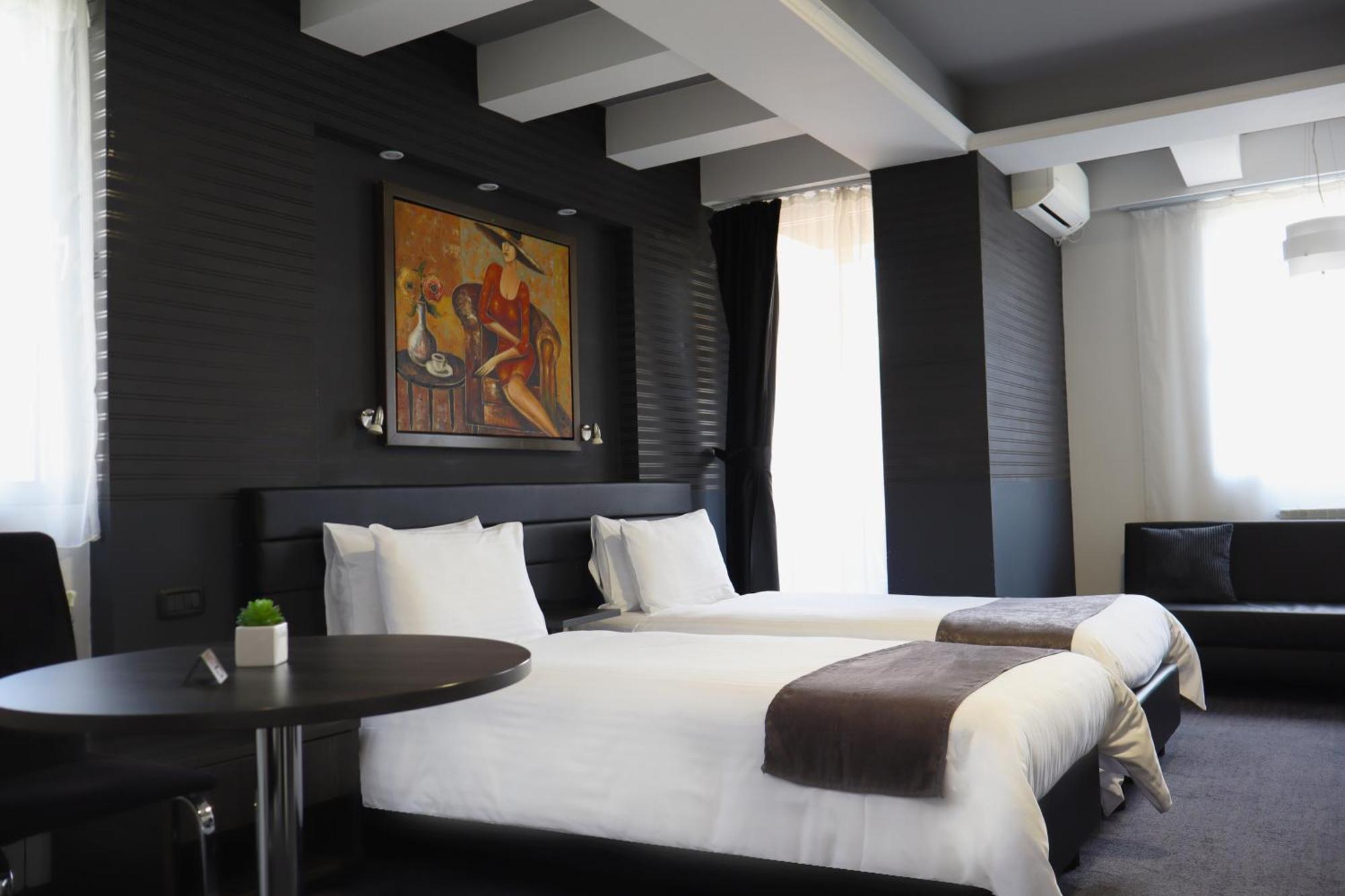 Sienna Apartments Skopje Luaran gambar